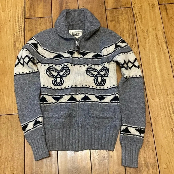 TNA Sweaters - TNA sea to Sky lambs wool zip up sweater